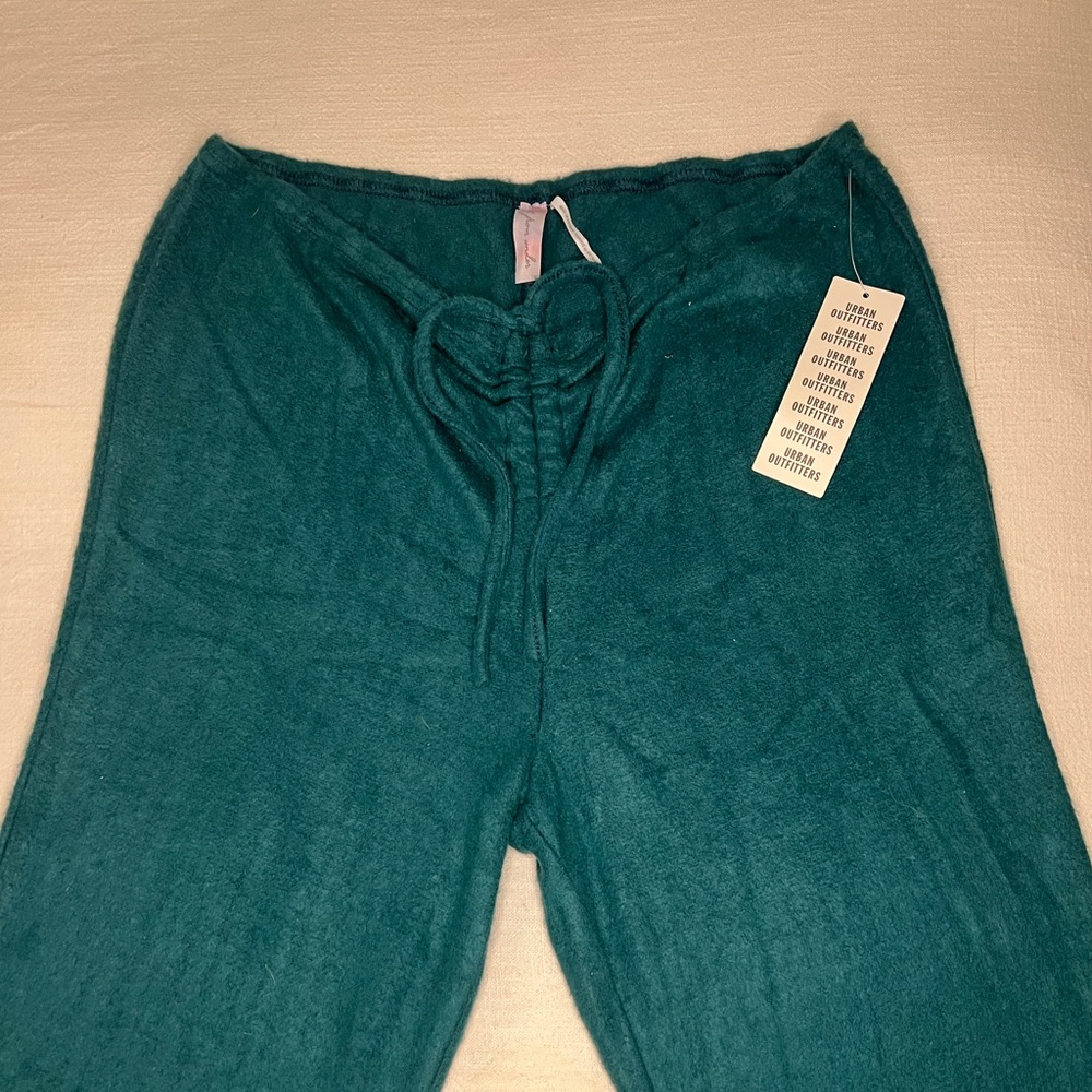NWT urban outfitters low waisted velvet pants
